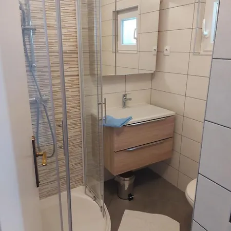 Ajka Apartment Rab Town